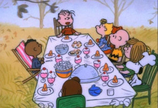 CHARLIE BROWN E O DIA DE AÇÃO DE GRAÇAS (1973) | Os personagens das tirinhas Peanuts tem vários especiais temáticos de feriados tradicionais, e o de Ação de Graças faz o bom trabalho de sempre ao representar o espírito do feriado, de reunião familiar e, claro, um pouquinho de ansiedade.