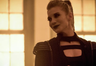 The Flash -- "Don't Run" -- Image Number: FLA409a_0087b.jpg -- Pictured: Katee Sackoff as Amunet Black -- Photo: Katie Yu/The CW -- ÃÂ© 2017 The CW Network, LLC. All rights reserved.