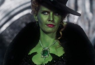 A atriz Rebecca Mader como a bruxa Zelena.