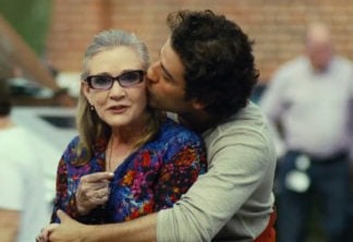 Carrie Fisher e Oscar Isaac nos bastidores de Star Wars