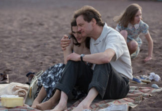 Colin Firth e Rachel Weisz em Somente o Mar Sabe
