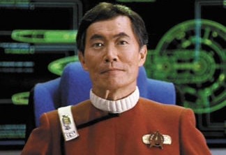 George Takei como Sulu.