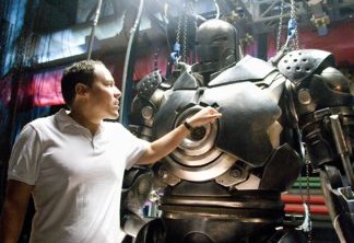 Jon Favreau no set de Homem de Ferro