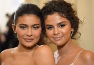 Kylie Jenner e Selena Gomez no MET Gala 2018