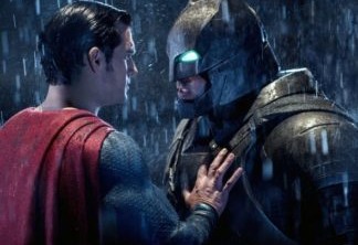 Batman vs Superman | Dublê divulga foto de ensaio da luta de Batman no armazém