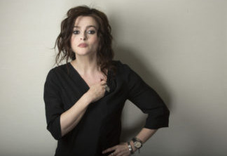 The Crown | Helena Bonham Carter aparece como Princesa Margaret em novas imagens