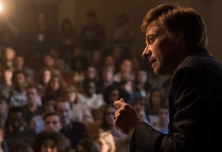 O Favorito | Candidato de Hugh Jackman é caçado por jornalistas em novo trailer