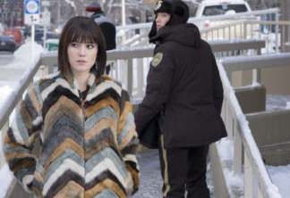 FARGO -- Year 3 -- Pictured (l-r): Mary Elizabeth Winstead as Nikki Swango, Carrie Coon as Gloria Burgle. CR: Chris Large/FX