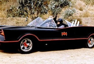 Coringa | Batmóvel dos anos 1960 aparece em vídeo do set