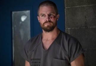 Arrow -- "Inmate #4587" -- Image Number: AR701B_0162b.jpg -- Pictured: Stephen Amell as Oliver Queen/Green Arrow -- Photo: Jack Rowand/The CW -- ÃÂ© The CW Network, LLC. All rights reserved.