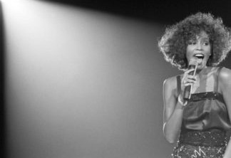 Bobby Brown processa Showtime e BBC por aparição em documentário de Whitney Houston