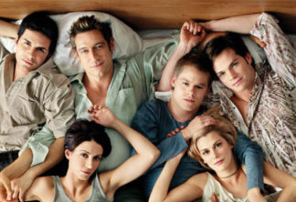 Queer as Folk | Reboot da clássica série LGBT está sendo produzido pelo canal Bravo