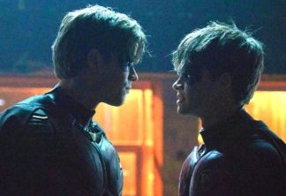 Titãs | Foto de bastidores traz Dick Grayson e Jason Todd com o uniforme de Robin