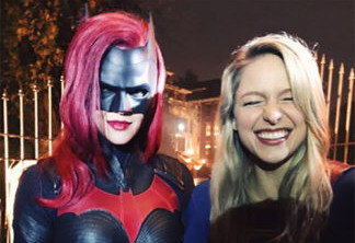 Elseworlds | Atriz diz que Supergirl e Batwoman terão forte ligação no crossover do Arrowverso