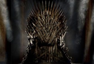 Game of Thrones | Celebridades sentam no Trono de Ferro em novo vídeo promocional