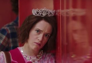 Claire Foy, de The Crown, zoa Netflix em sátira no Saturday Night Live