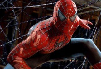 Homem-Aranha | Fã combina trajes de Tobey Maguire e Tom Holland