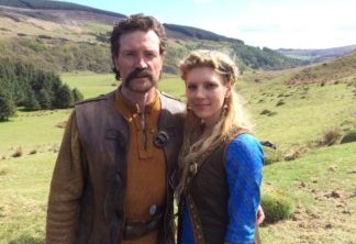 The Witcher | Estrela de Vikings entra no elenco de série com Henry Cavill