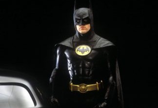Kevin Smith celebra aniversário de Batman com foto com Michael Keaton