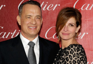 Julia Roberts chama Tom Hanks de "supergostoso"