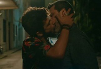 Beijo gay na série Sob Pressão