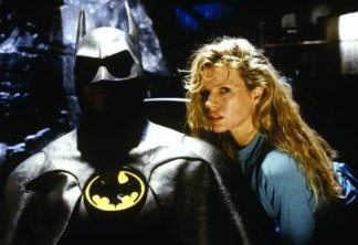 Batman de Michael Keaton vem aí? Crossover de Arrow, The Flash e Supergirl dá pista
