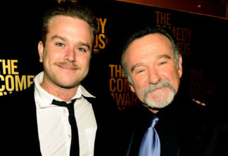 NEW YORK, NY - APRIL 28:  Zachary Pym Williams and Robin Williams attend The Comedy Awards 2012 at Hammerstein Ballroom on April 28, 2012 in New York City.  (Photo by Kevin Mazur/WireImage)