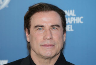 John Travolta tentou ressuscitar filho com Cientologia, diz ex-integrante