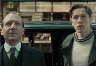 https://observatoriodocinema.uol.com.br/wp-content/uploads/2019/07/cropped-Ralph-Fiennes-and-Harris-Dickinson-in-The-Kings-Man-1.jpg