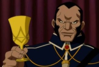 Vandal Savage deveria ser o Thanos do Universo DC