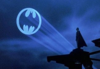 Bat-sinal aparece no céu de São Paulo para comemorar Batman Day
