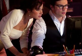 Scene A11 pt -  Lois and Clark at the Daily Planet (int)