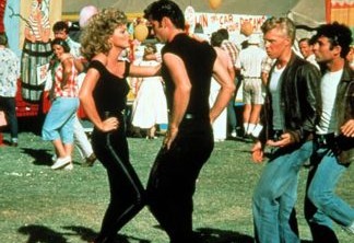 John Travolta e Olivia Newton-John voltam aos papéis de Grease