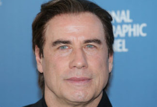 John Travolta terá série de TV com astro de Jumanji