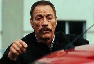 Distraídos com Van Damme, seguranças não evitam assalto de R$ 18 milhões
