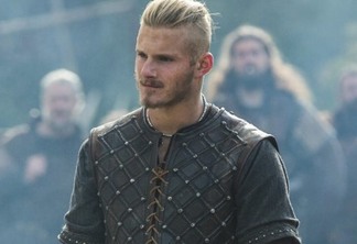 Ator comenta retorno em continuação de Vikings na Netflix