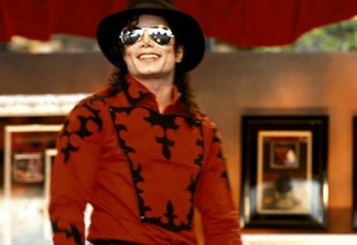 Filho de Michael Jackson faz aparição rara com mensagem sobre clima