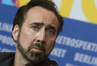 Nicolas Cage surge com esposa 30 anos mais nova