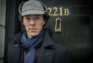 Benedict Cumberbatch comenta sobre retorno em Sherlock