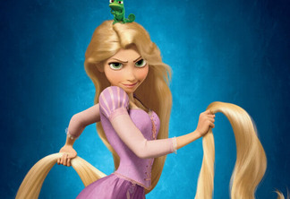 Influenciadora impressiona com cabelo e é chamada de Rapunzel da vida real