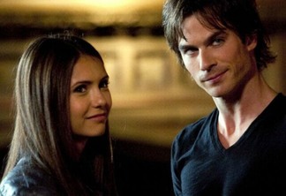 Damon e Elena são os personagens principais de The Vampire Diaries