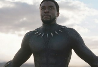 Chadwick Boseman como Pantera Negra