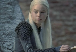 Milly Alcock como Rhaenyra Targaryen em A Casa do Dragão.