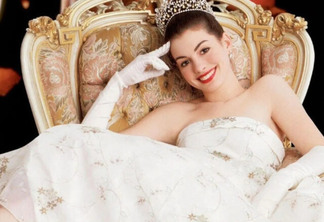 Anne Hathaway como Mia em O Diário da Princesa.