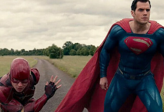 The Flash e Superman em Liga da Justiça