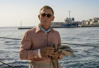 Daniel Craig como Benoit Blanc