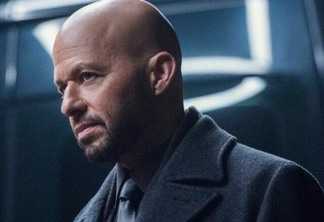 Jon Cryer como Lex Luthor