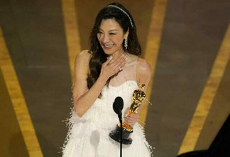 Michelle Yeoh levou o Oscar de Melhor Atriz.
