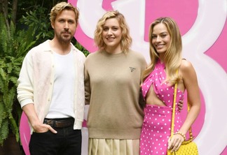Ryan Gosling, Greta Gerwig e Margot Robbie em evento de Barbie.