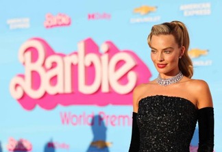 Margot Robbie na premiere de Barbie.